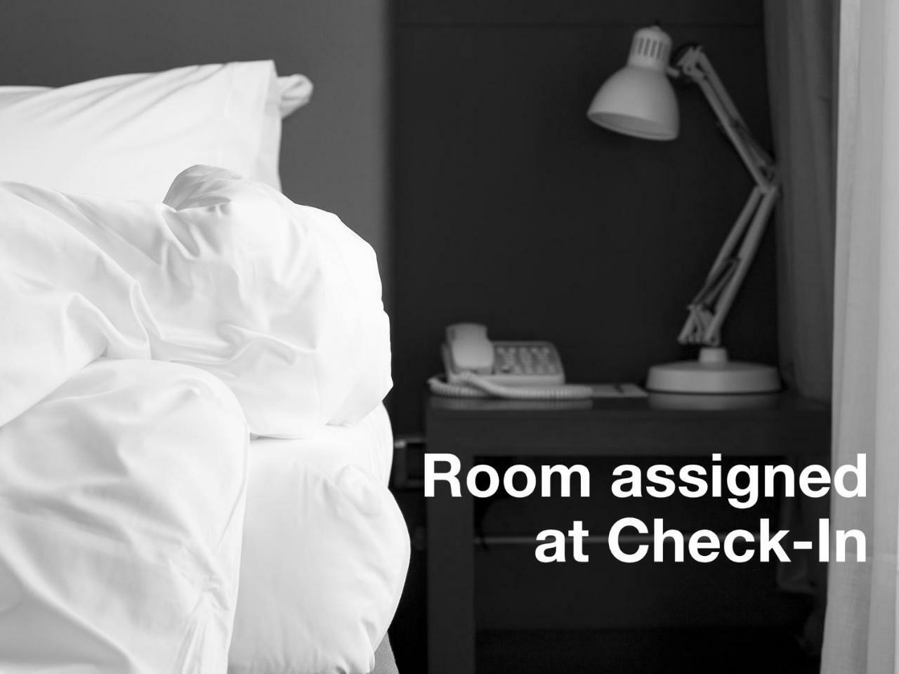 The Central Park North New York Room photo